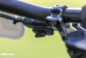 Auch an seinem Scott Spark sind die kleinen Blips montiert, um in der Aero-Position schalten zu können.