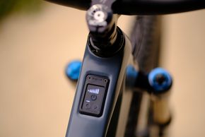 Für den Antrieb sorgt Maxons neuer BikeDrive AIR S mit bis zu 90 Nm Drehmoment.