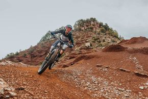 pyrenees-orientales-altitude-adventures-mtb-outsideisfree-tina-redearth-riding