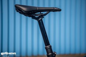 Eine Variostütze darf am E-MTB natürlich niemals fehlen.