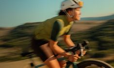 Titelbild für Artikel: Strava bringt neue Updates: E-Bikes verschwinden aus den MTB KOMs