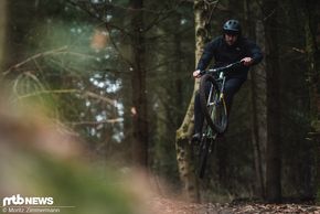 Mal abgesehen von den eher unspaßigen Funn-Anbauteilen verführt das Twist zum Spielen auf dem Trail