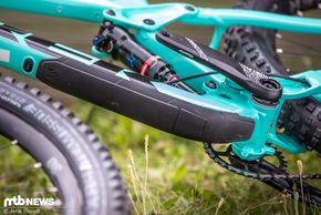 Remedy 9.7 und 8 kommen mit dem RT3-Dämpfer ohne ThruShaft-Technik aus