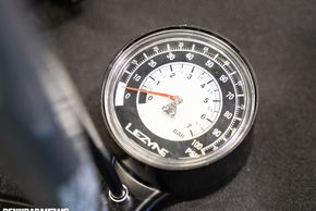 …großem Manometer kostet 160 €.