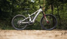 Titelbild für Artikel: Neuron:ON CLLCTV Special Edition: Abfahrtshungriger Allrounder mit neuester Motortechnik