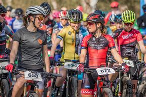 Die Rennsaison kann kommen! Unsere Bloggerin Theresia Schwenk ist beim MTB 3 Nations Cup in Solingen an den Start gegangen und hat sich dort erstmals in dieser Saison mit der XC-Konkurrenz gemessen.
