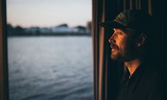 Titelbild für Artikel: Interview mit Rick Zabel: „Was sollen wir mit einem Hausboot?“