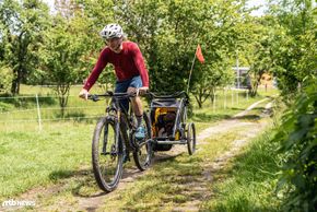 Die Federung des Thule Chariot Sport 1 hinterlässt einen gemischten Eindruck