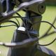 Die Kabel verlaufen integriert durch den Steuersatz.