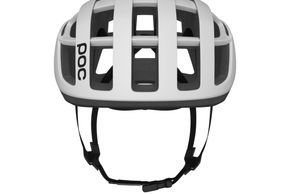 Dem Helm wurden ultraleichte Gurte verpasst, die das Gesamtgewicht weiteren senken sollen.