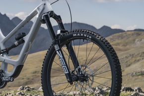 R FA BikePortraits CO AS 2728 H