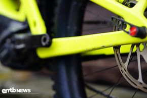 Die steinigen, rutschigen Bedingungen in Calci forderten den Bikes einiges ab
