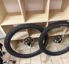 DT Swiss DT 240 exp mit we are one Union Carbon 29, CX Ray Laudradsatz