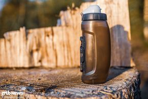 Die neue Version verfügt über ein gänzlich neues, ergonomischeres Design und ein quetschfreundlicheres Material