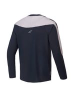 Neben dem blauen ist auch ein schwarz gehaltenes Outfit erhältlich.