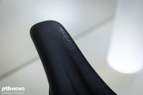 Kürzere Nase für mehr Bewegungsfreiheit beim Pedalieren und auf technischen Trails.