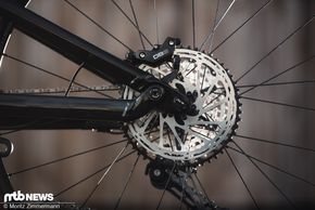 Ausreichend Bremspower soll eine SRAM DB8-Bremsanlage zur Verfügung stellen.